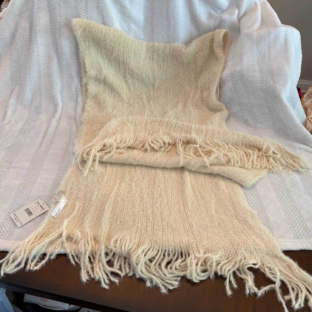 nwt new Free People Whisper Fringe Blanket Scarf
